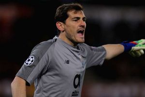 Casillas has retired after RFEF leadership bid, says Porto president