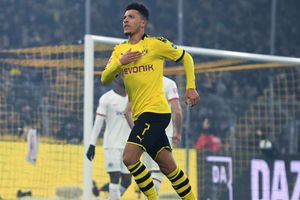 Rumour Has It: Sancho may stay at Borussia Dortmund beyond this season