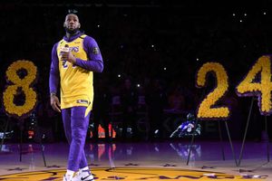 Lakers pay emotional Bryant tributes as Lillard sets records in Trail Blazers victory