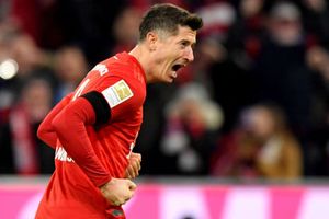 Bayern Munich 3-2 Paderborn: Lewandowski's late show settles thriller
