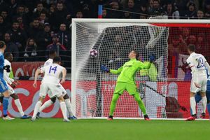 Lyon 1-0 Juventus: Tousart gives Garcia's men first-leg advantage