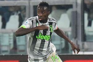Matuidi set for another season at Juve after revealing contract option