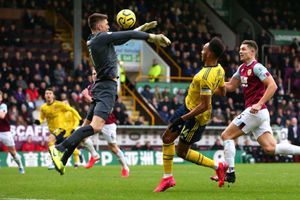 Arteta suggests Turf Moor pitch 'not very helpful' after Arsenal struggles continue