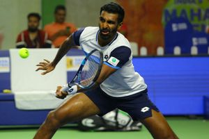 Tata Open Maharashtra: Prajnesh, Paes off to winning start, Kadhe loses in opening round