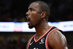 Raptors win 13th straight game, 76ers snap skid