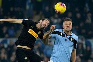 Lazio 2-1 Inter: Milinkovic-Savic deals blow in Serie A title race