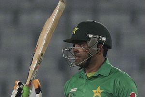Umar Akmal faces sanctions for misbehaving during fitness test: Report