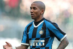 Coronavirus: Inter's Ashley Young shares COVID-19 advice from Milan