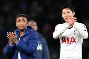 Tottenham allow Son and Bergwijn to return home
