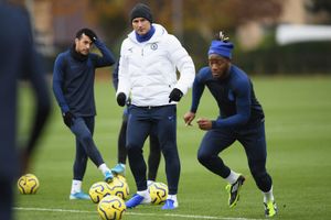 Chelsea braced for Michy Batshuayi offer in summer