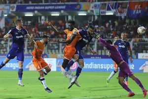 ISL: Chennaiyin survive Goa onslaught to reach final
