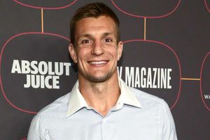 Rob Gronkowski to appear on WWE Smackdown as deal nears