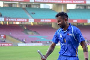 Hardik Pandya hits 20 Sixes and 6 fours as he smashes 55-ball 158 in DY Patil T20 Cup