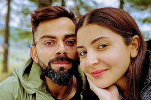 WATCH: Virat Kohli gets a new hair-stylist in lockdown time, wife Anushka