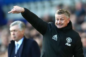 Solskjaer backs Man Utd keeper De Gea after 'deserved' point at Everton