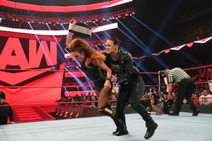 Shayna Baszler wants to show ‘fake’ Becky Lynch the ‘reality’ at WWE Wrestlemania 36