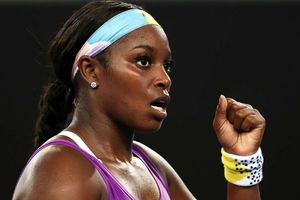 Stephens ends drought in Monterrey, Schmiedlova vanquishes winless Venus
