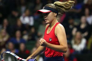Kenin comfortable but Cornet beaten in Lyon