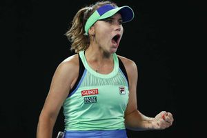 Kenin to face surprise package Friedsam in Lyon showpiece