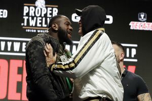 Coronavirus: Fury-Wilder rematch postponed by Covid-19 pandemic