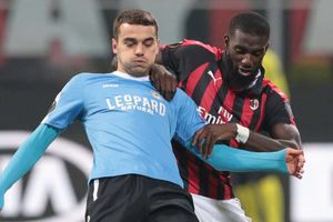 Norwich secure deal for Dudelange winger Sinani