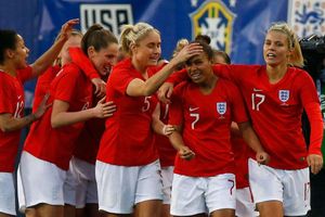 Coronavirus: England Women donate to #PlayersTogether fund