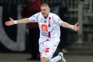 Real Madrid star Karim Benzema hints he could retire at Lyon