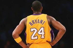 Kobe Bryant memorabilia offered at online auction