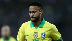 Neymar 'not a leader' and must make football top priority – Rafael