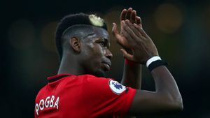 No mercy! Paul Pogba cheekily nutmegs own mother in Instagram video
