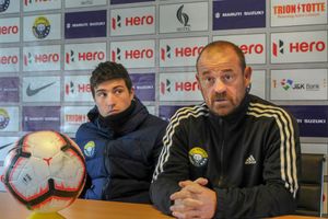 Coronavirus: Real Kashmir coach David Robertson stuck In Srinagar due to lockdown