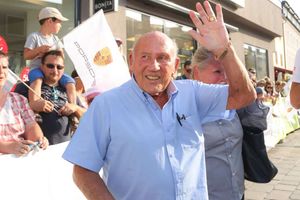 Motorsport great Stirling Moss dies aged 90