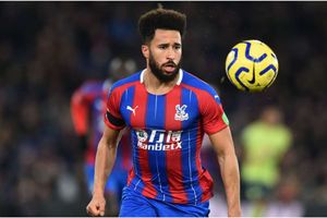 Coronavirus: Andros Townsend hits back after politicians take aim at Premier League footballers