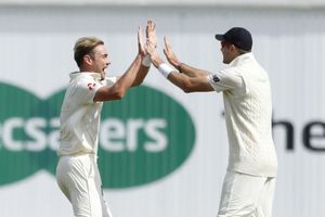 Coronavirus: Safety protocol complications delay England bowlers' return to training