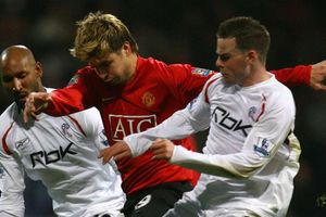 Rooney: Pique was 'bullied' out of Premier League at Bolton