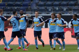 Eintracht Frankfurt 1-3 Borussia Monchengladbach: Plea, Thuram star as visitors go third