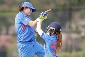Jhulan Goswami calls for women's IPL to make players mentally tougher