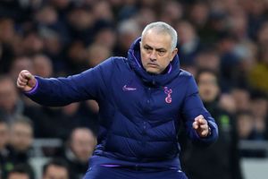 Poyet: Mourinho will justify Pochettino dismissal by winning trophies
