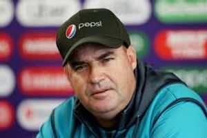 Mickey Arthur guides budding cricketers during webinar conducted by Delhi Capitals