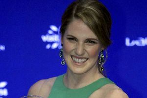 Champion swimmer Missy Franklin urges people to come together to fight coronavirus