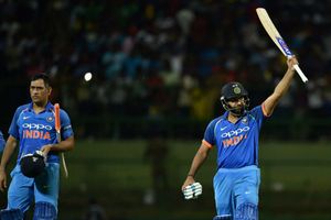 Rohit Sharma explains R Ashwin how ignoring MS Dhoni's advice helped him slam his maiden ODI double hundred