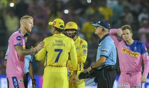Santner opens up on when Dhoni stormed field to question umpires call in 2019