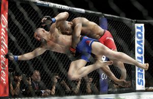 Coronavirus: Ringside doctors back off call for combat sports ban