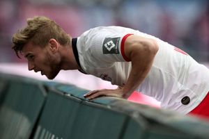 RB Leipzig 2-2 Hertha Berlin: Piatek penalty denies 10-man hosts victory