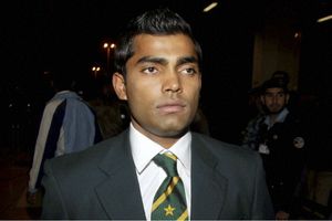 Banned Akmal refuses to divulge details of two meetings with suspected bookies: PCB sources