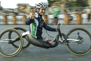 Ex-F1 driver Alex Zanardi suffers serious head injury in handbike crash