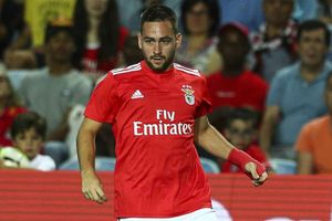 Weigl and Zivkovic hospitalised after Benfica bus stoned