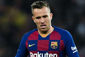Barca's Arthur has to be 'convinced' about Juve move – Paratici