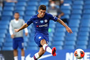 Lampard challenges Pulisic to match Sterling, Mane and Salah