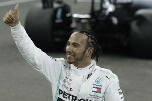 Hamilton lashes out at Ecclestone over comments about racism